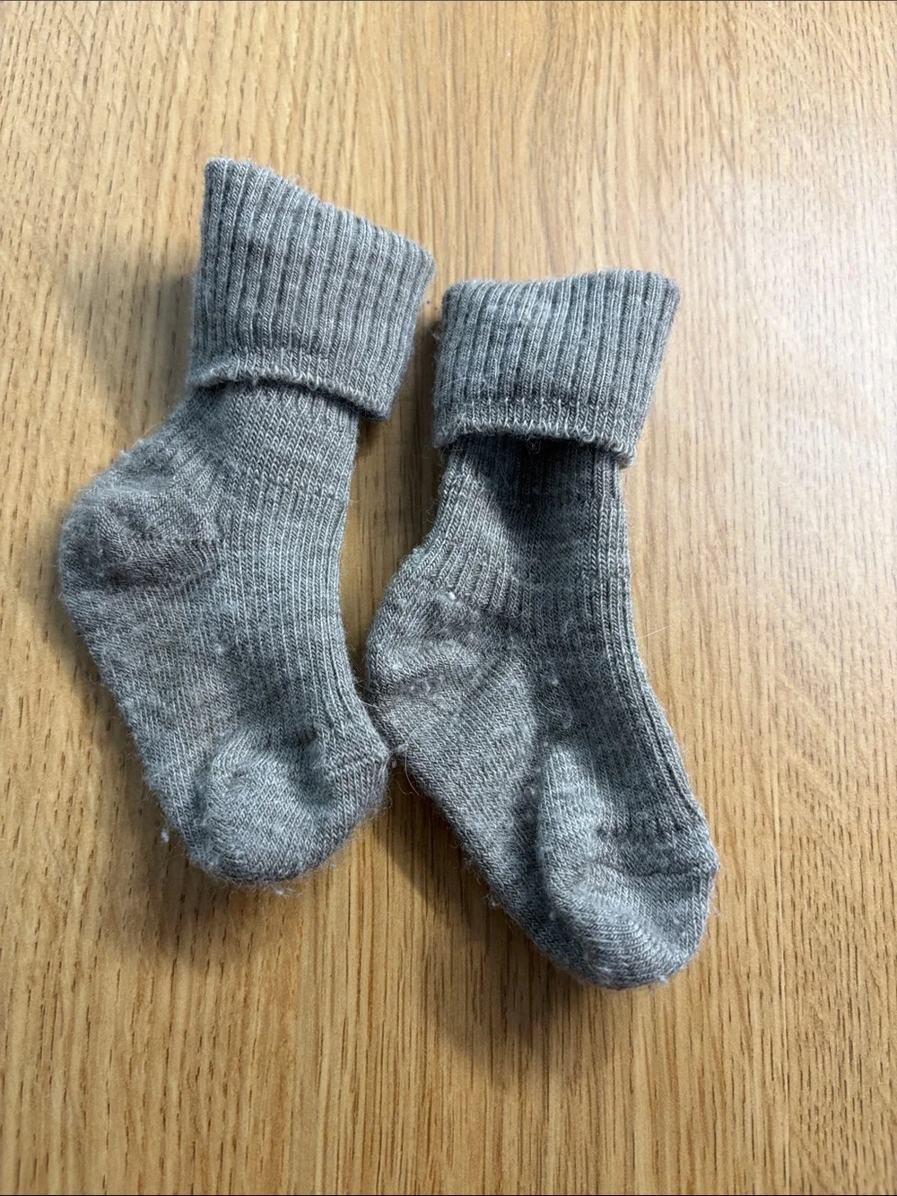 Pair of Woolino socks 0-3 month